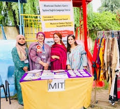 MIT English Language Courses